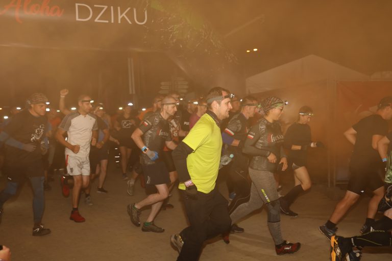 Start biegu Nocny Dzik