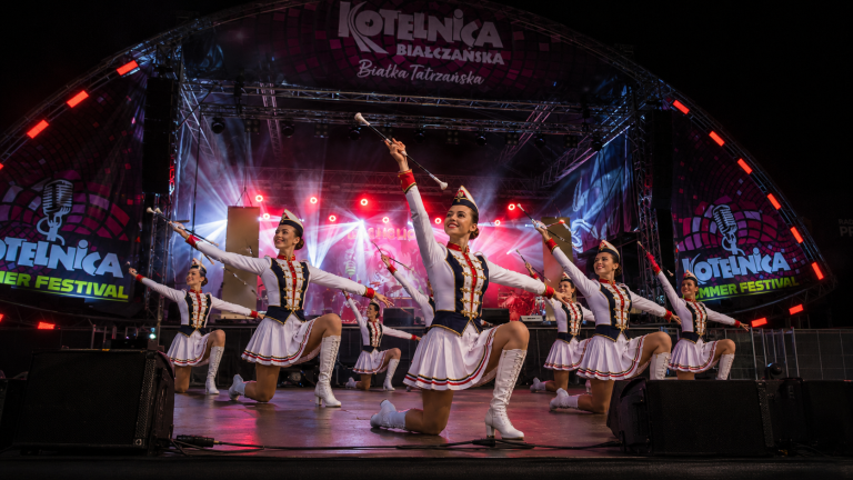 Pokaz mażoretek - mała scena